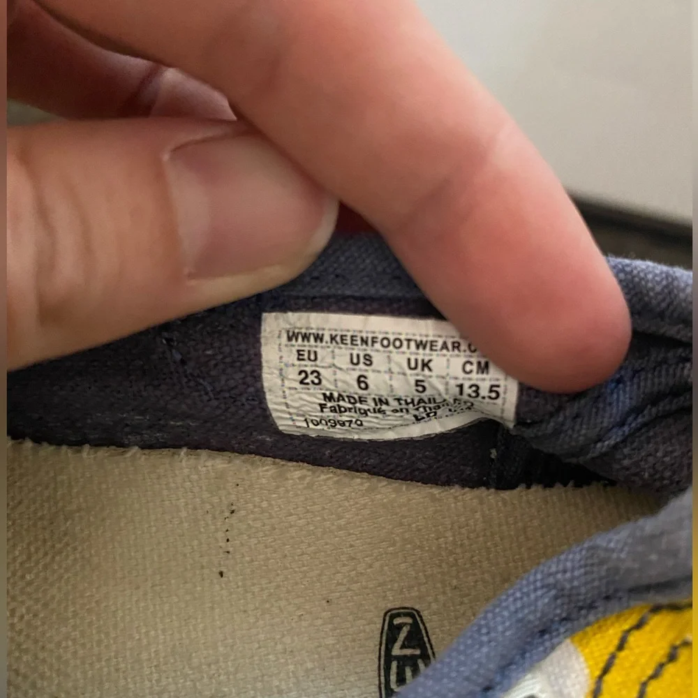 Keen Kids Yellow Polka Dot Sandals - Picture 4 of 4